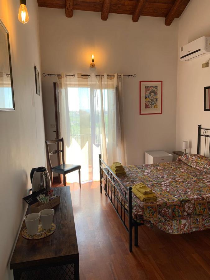 Le Decime Homestay Mascali